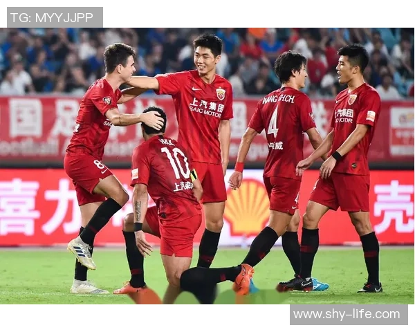 上海上港与江苏苏宁精彩对决直播在线全程回顾与分析 上海上港与江苏苏宁精彩对决直播在线全程回顾与分析