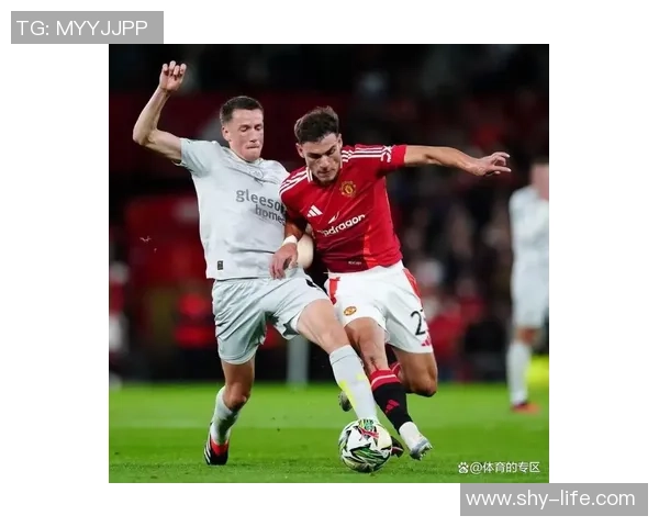 曼联重视前中场球员，或将令人震惊地重返老特拉福德